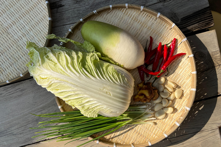 Seoul: Kimchi Cooking Class in Traditional Hanok House Kimchi Cooking Class in Traditional Hanok House