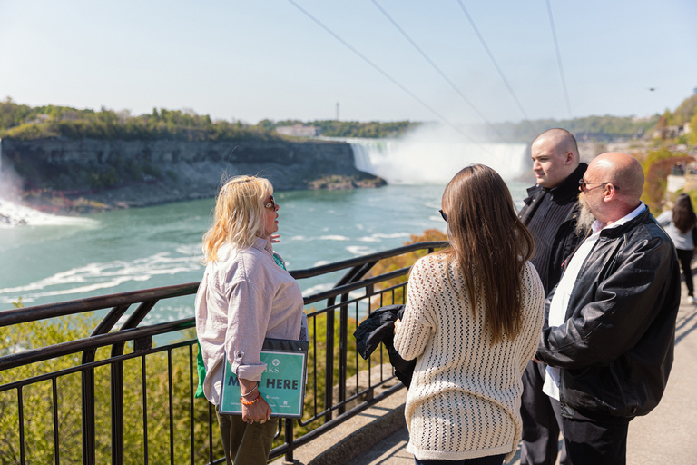 Niagara Falls: Boat Ride and Journey Behind the Falls Tour