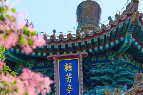 Beijing: Jingshan Park and Imperial Wellness Culture