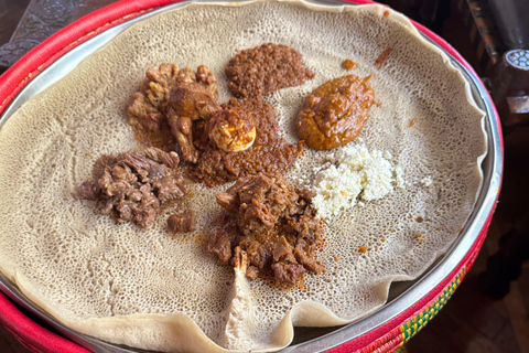 Addis Abeba: Totot Kulturfest &amp; Rhythmusshow mit Abendessen