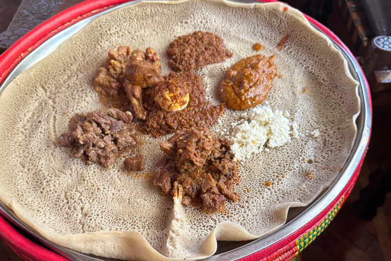 Addis Abeba: Totot Kulturfest &amp; Rhythmusshow mit Abendessen