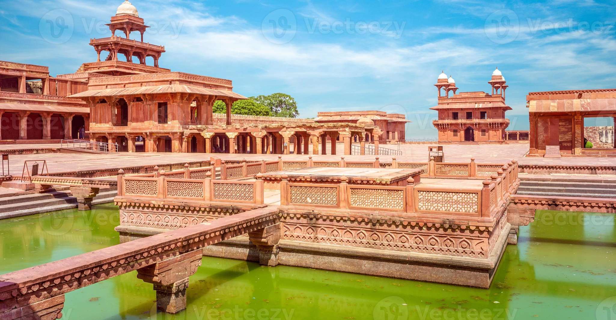 Agra To Jaipur with Guided Fatehpur Sikri & Abhaneri Tour - Housity