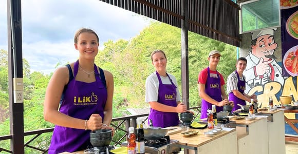 Chiang Mai: Thai Cooking Class at Grand Canyon & Market Tour