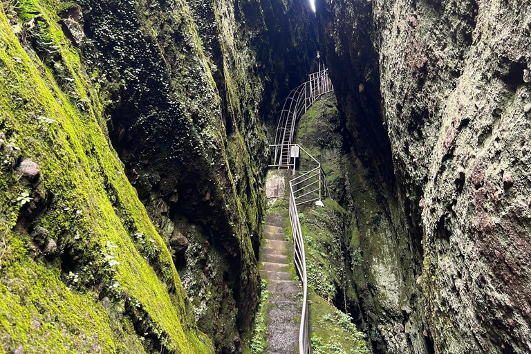 Jianglang Mountain Entry Ticket & Hiking Guide