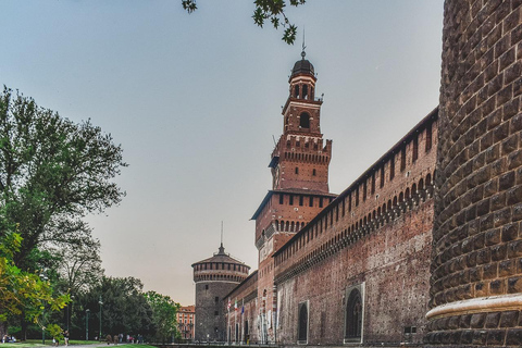 Milan: Duomo, Sforza Castle, and Pieta Guided TourGroup Tour in English