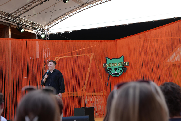 Berlin Luftschloss Tempelhofer Feld: Open-Air Comedy Show Berlin Luftschloss, Tempelhofer Feld: Open-Air Comedy Show
