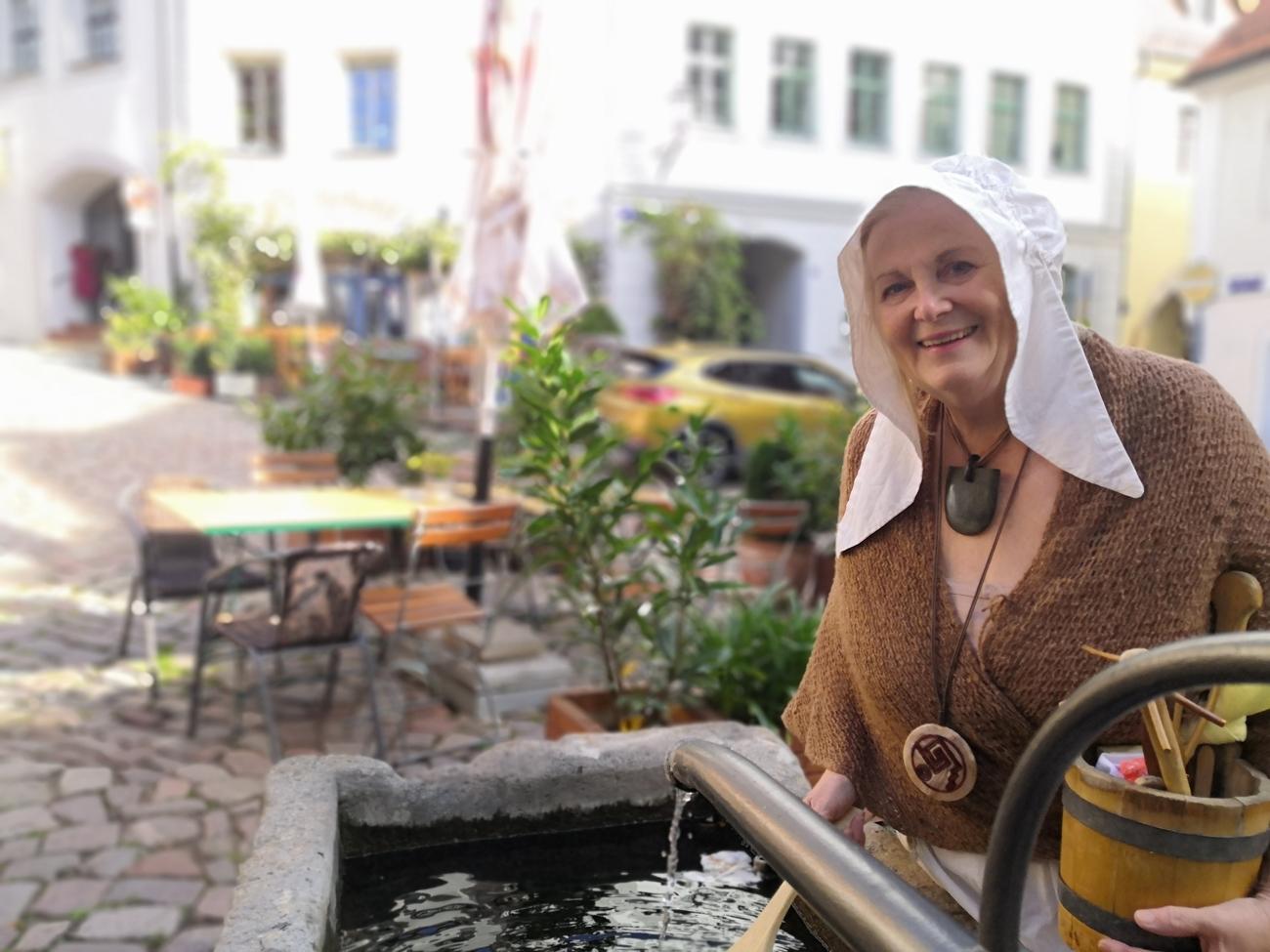 Meißen: Saubere Tatsachen-unterwegs mit der Bademagd