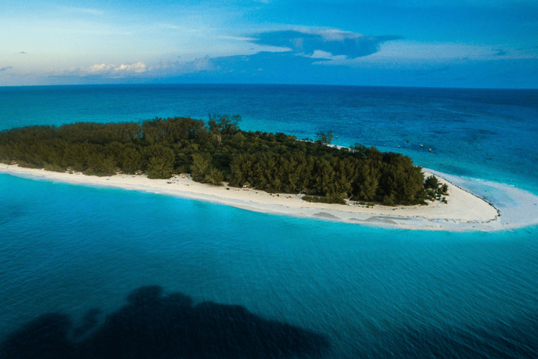 Zanzibar: Stone Town &amp; Prison Island, Nakupenda, Mnemba