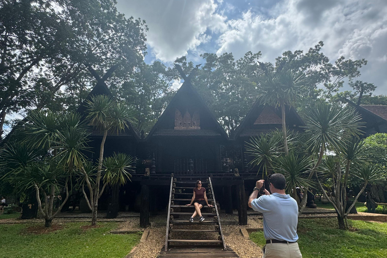 Chiang Rai: Private Half Day Tour – Temples & City Sights