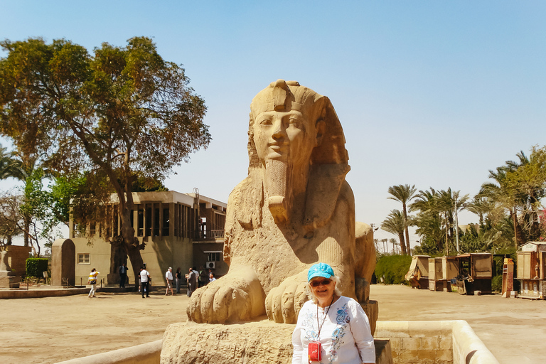 Cairo: Pyramids, Sakkara &amp; Memphis Private Tour with Lunch