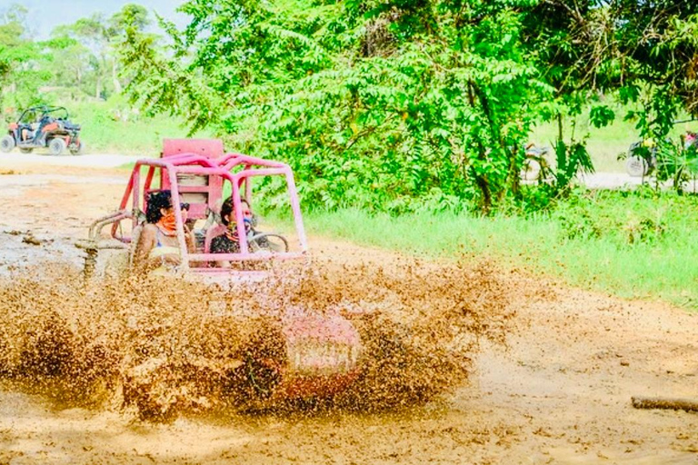 Punta Cana : Gedaan Buggy Excursies AtV /cenote op het Strand