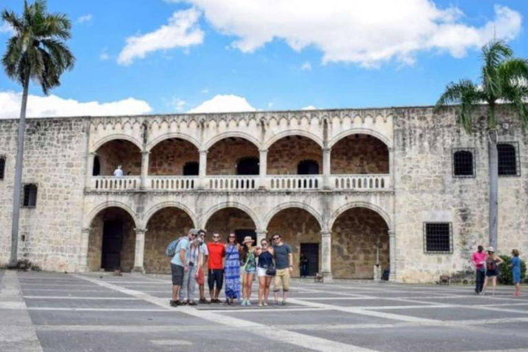 Excursion de Punta Cana à Saint-Domingue : Histoire et culture en une journéePunta Cana : Excursion : Santo Domingo avec déjeuner