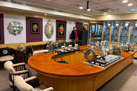 Kochi: Last-Day Shopping Tour with Memories