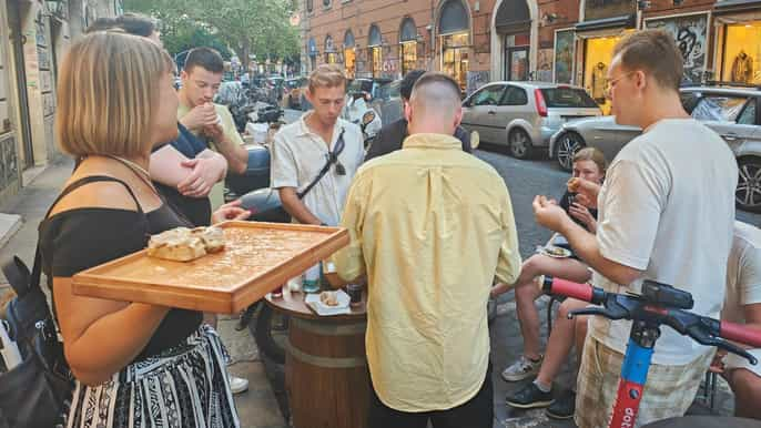 Rome: Trastevere & Campo de Fiori Street Food Walking Tour