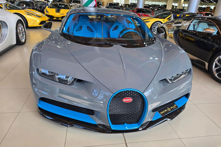 迪拜：豪华车展厅之旅（含迪拜购物中心送达服务）迪拜：豪华轿车展厅之旅，含迪拜购物中心送达服务