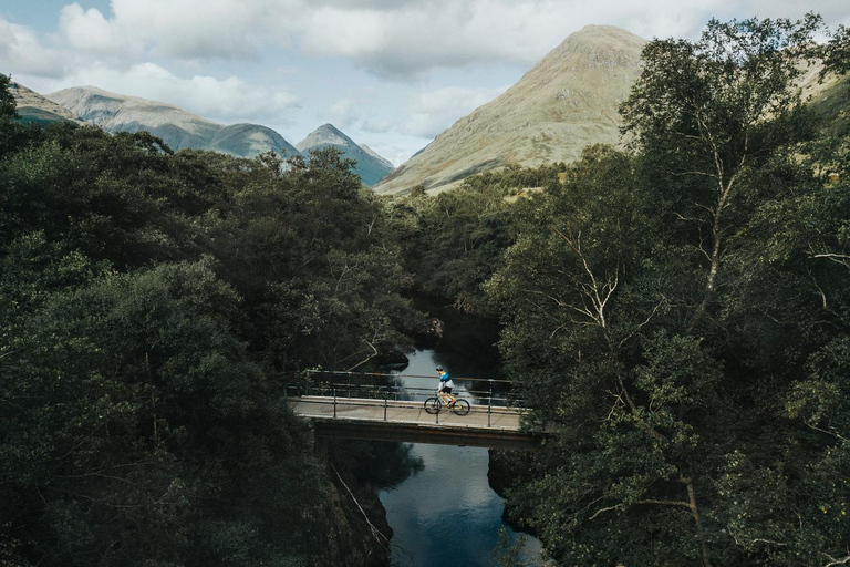 From Cusco: Private bike tour in the Sacred Valley to Ollantaytambo From Cusco: Private Cycling Tour in the Sacred Valley to Ollantaytambo