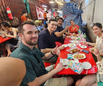 Bangkok Authentic Tasting Thai-Chinatown Walking Food Tour