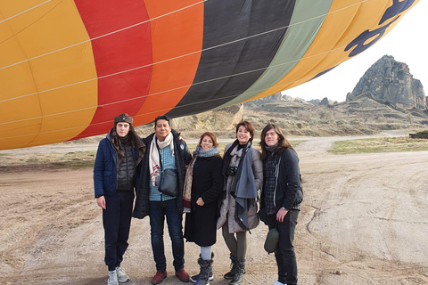 KAPPADOKIEN HEISSLUFTBALLONS (GOREME)Kappadokien; Der schönste Flug der Welt (GOREME)