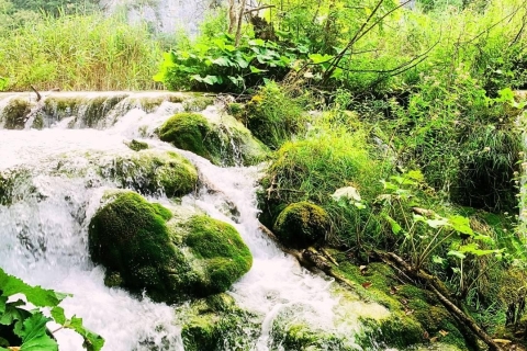 Von Sarajevo nach Bihac: Una Fluss- und Wasserfall-Expedition - 5 TageVon Sarajevo nach Una: Die Wunder der Flüsse erkunden