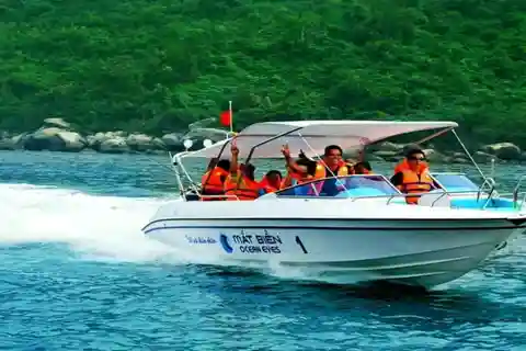 Isla Cham en una excursión de snorkel en lancha rápida desde Da Nang