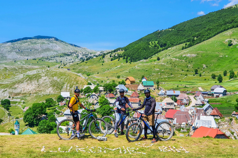 Sarajevo: Hardtail Mountain Bike Rental with Helmet and Lock