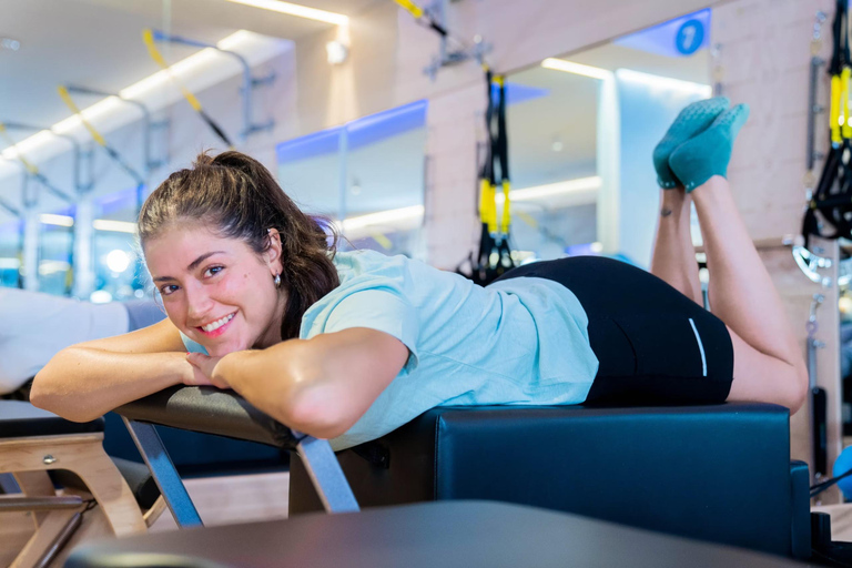 Pilates for beginners in Bilbao with certified instructors Private Pilates Class in Bilbao 1 - 1 with a certified instructor