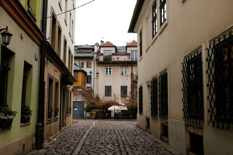 Krakow: Schindler’s Story Guided Tour Kazimierz & Ghetto Spanish Tour