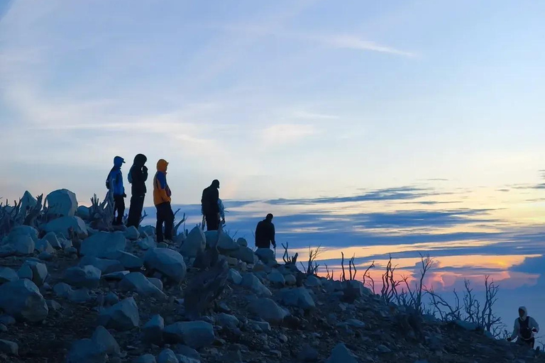 From Yogyakarta: Mount Sindoro Hiking Tour with Guide Mount Sindoro Hiking Camping 2D1N Tour with Guide