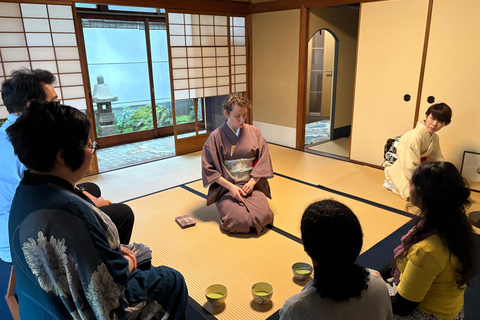 Kyoto: Casual Tea Ceremony in 100 year old Kyoto house Nederlands: Casual Tea Ceremony in 100 year old Kyoto house