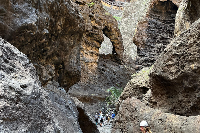 Masca Gorge Guided Hike + Boat Ride + Transport