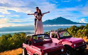 Ubud : All Inclusive Mount Batur Sunrise Jeep & Hot Spring
