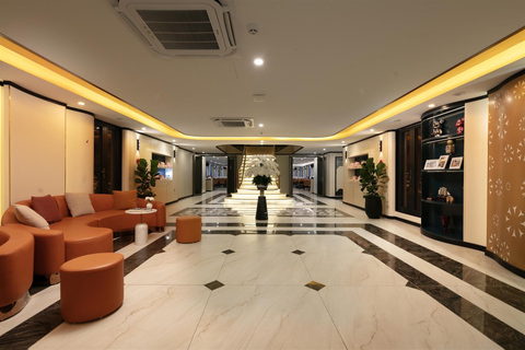 Ha Long Bay Day Tour by 6-Star Sea Octopus President Cruise Sea Octopus President: Explore Ha Long Bay with Buffet Lunch and Pool