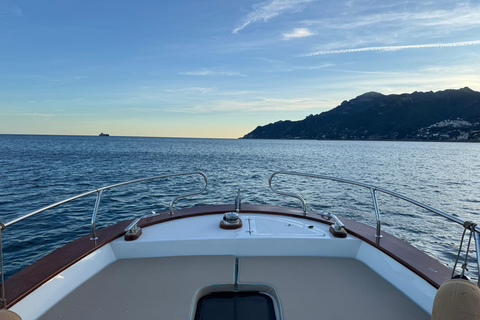 Private Amalfi Coast Boat Tour by boat with Aperitif & snack Private Amalfi Coast Boat Tour by Gozzo with Skipper & Drink