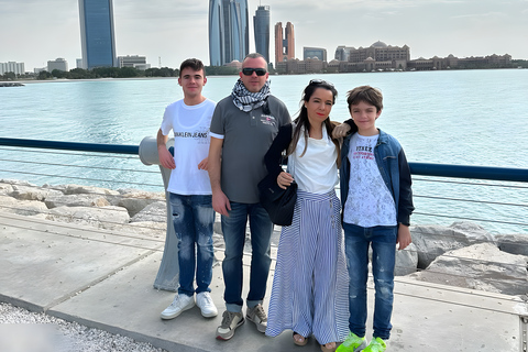 Excursion d&#039;une jounée complète à Abu Dhabi - Grande mosquée, musée du Louvre et plus encoreExcursion d&#039;une journée à Abou Dabi : grande mosquée, musée du Louvre et plus 