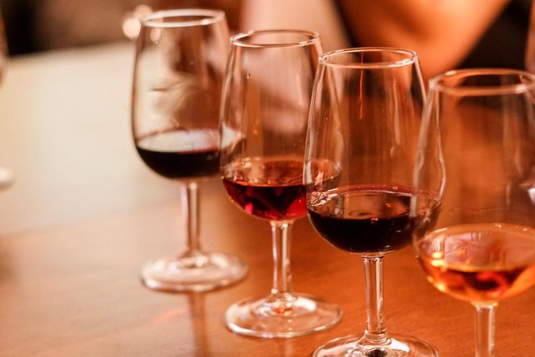 Porto: Cheese and Port Wine Tasting in a Unique Place