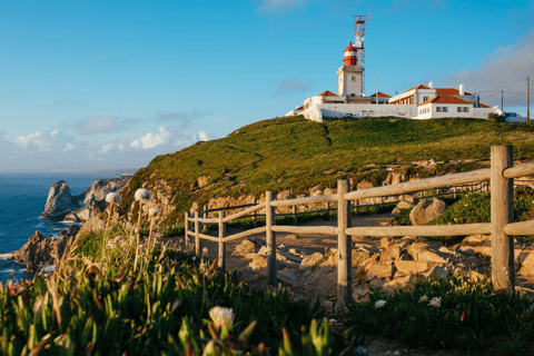 Lisbona: Tour di un giorno di Sintra, Palazzo Pena, Cabo da Roca e Cascais