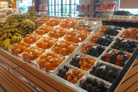 Muscat: Visit Sinaw Market, Izki Village, & Jarnan Cave Tour