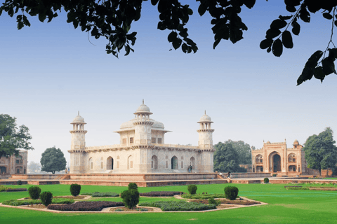 De Delhi : Visite de nuit du Taj Mahal et d'Agra - en voiture