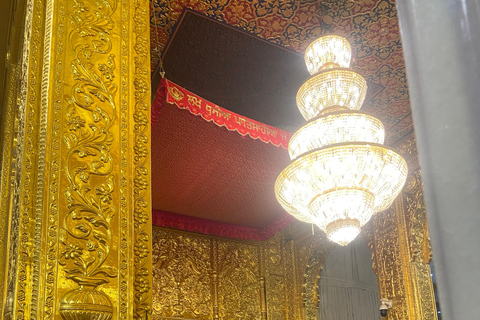 جولة دلهي الليلية – تجربة مسائية لمدة 4 ساعاتجولة ليلية في دلهي – تجربة مسائية لمدة 4 ساعات