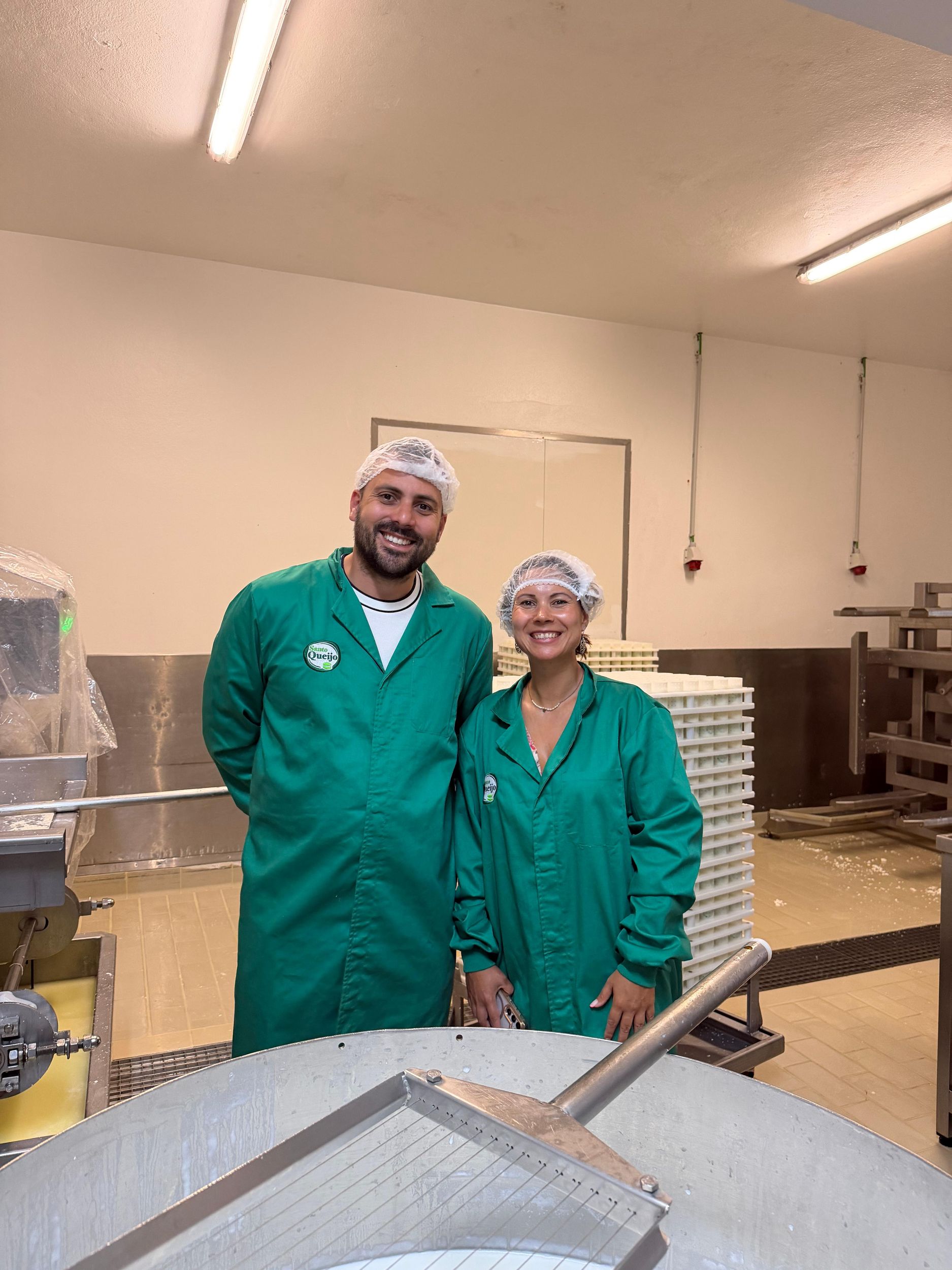 Aromen der Hügel: Käserei-Tour mit Verkostung und Mittagessen