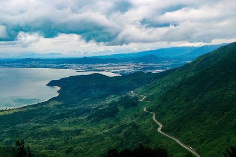 Hue to Hoi An Family Transfer: Hai Van Pass & Child Seats