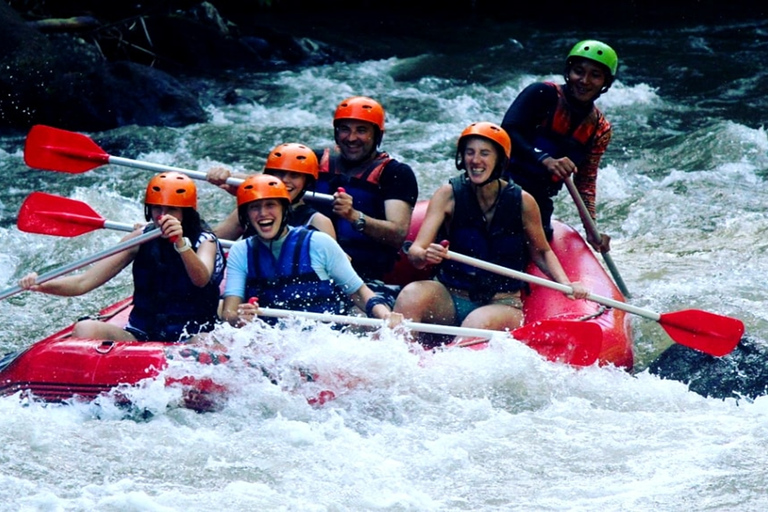 Ubud Rafting avec transfert à l&#039;hôtel et déjeuner