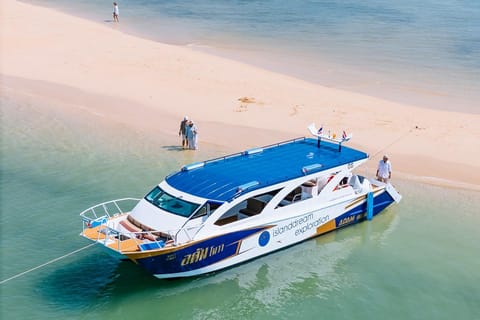 Phuket: Combo Phi Phi & Phang Nga Bay 2-Day Tour