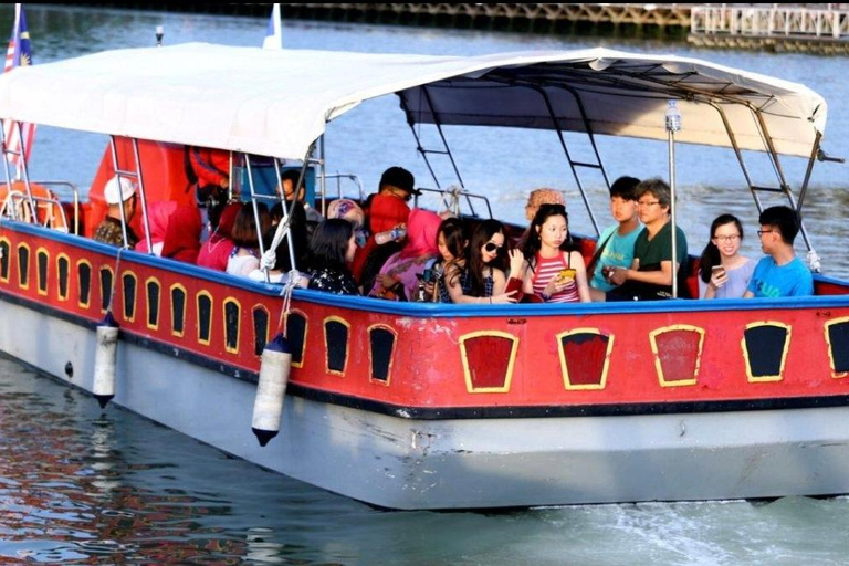 Melaka: Private Local Life, Culture & Hidden Gems Tour