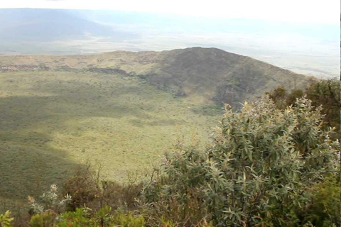 Nairobi: wycieczka 1-dniowa rowerowa i piesza na górę LongonotWycieczka piesza i rowerowa na górę Longonot z piknikiem