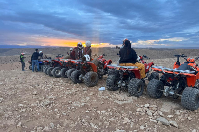 Désert d'Agafay : expérience en quad avec déjeuner