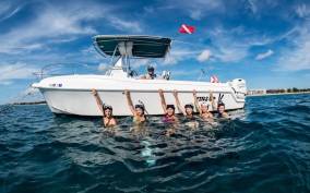 West Palm Beach: Private Peanut Island Boat & Snorkel Tour