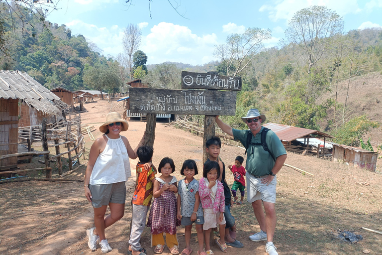Chiang Mai: Private Jungle Trek and Bamboo Rafting Tour