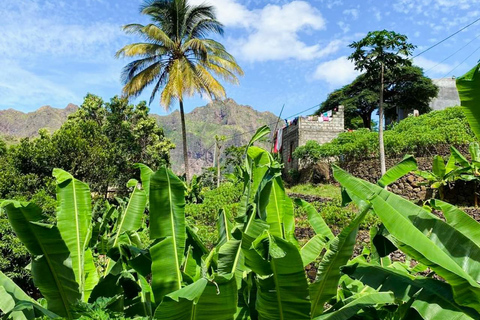 From Praia: Principal Valley Hike & Relax in Tarrafal Beach Shared Group Tour