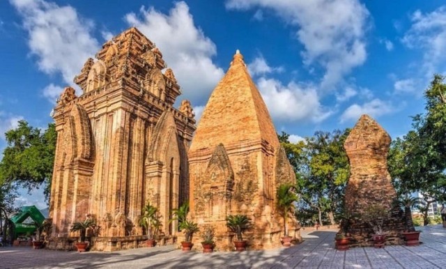 Visit Nha Trang City Half-Day Tour in Nha Trang